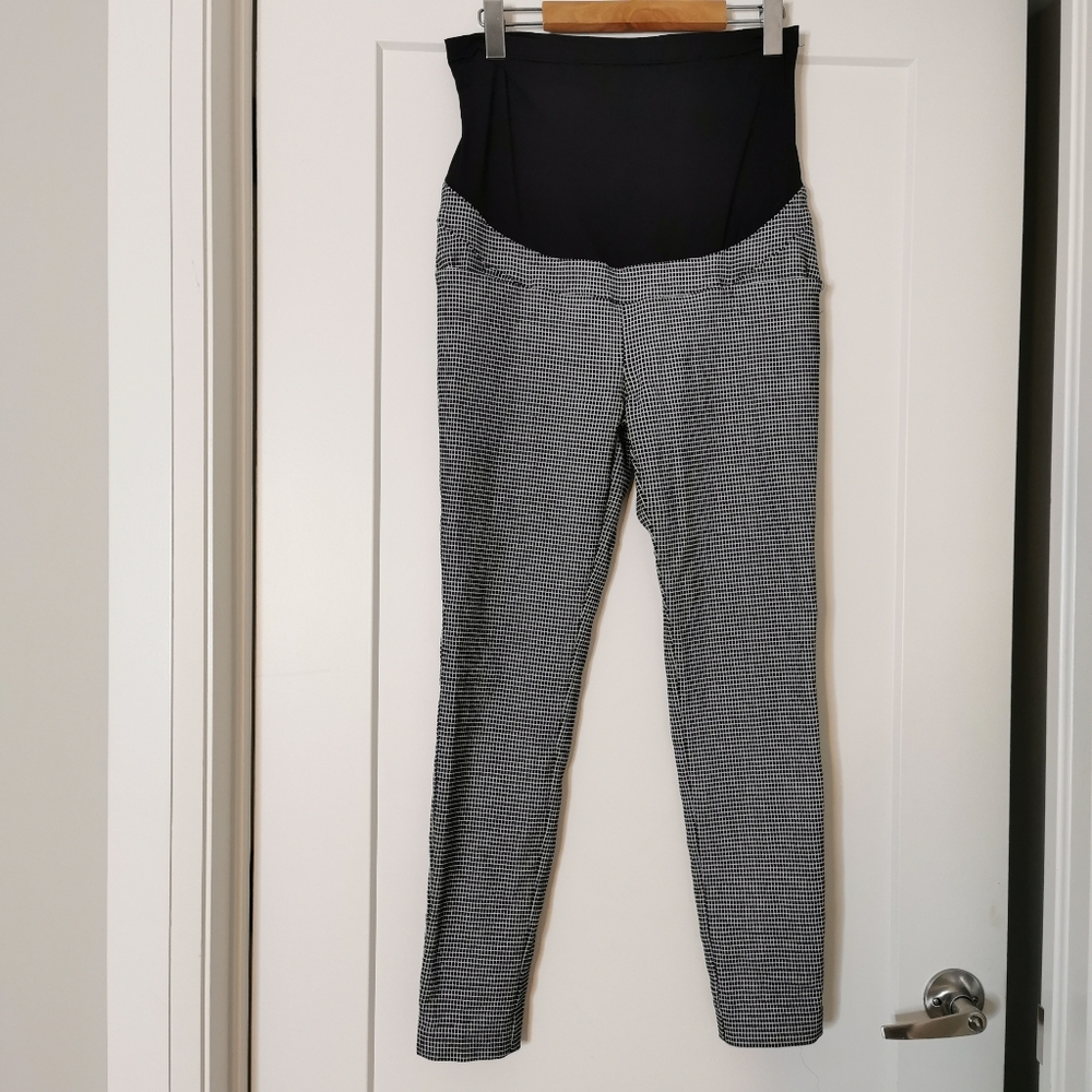 Stork & Babe Maternity Pants EUC